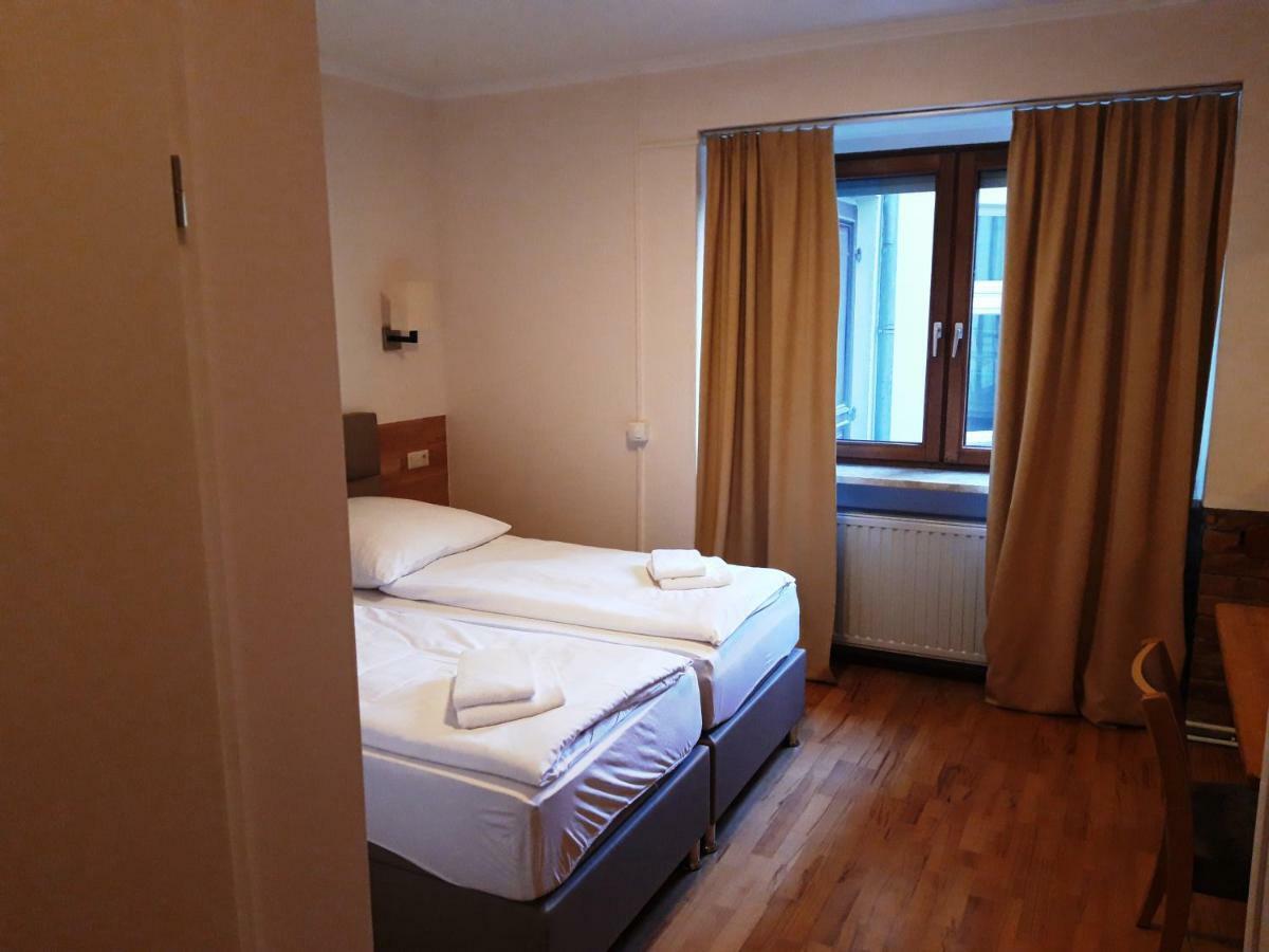 LV Rooms&Apartments am Lützowplatz Berlin Exterior foto